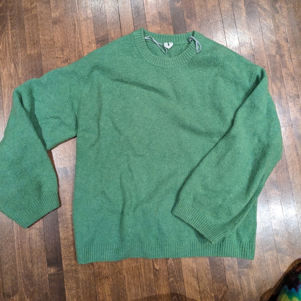 Arket oversize green sweater